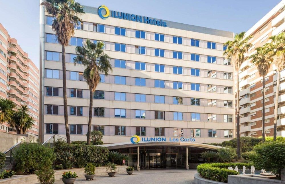 Hotel ILUNION Les Corts Spa 1