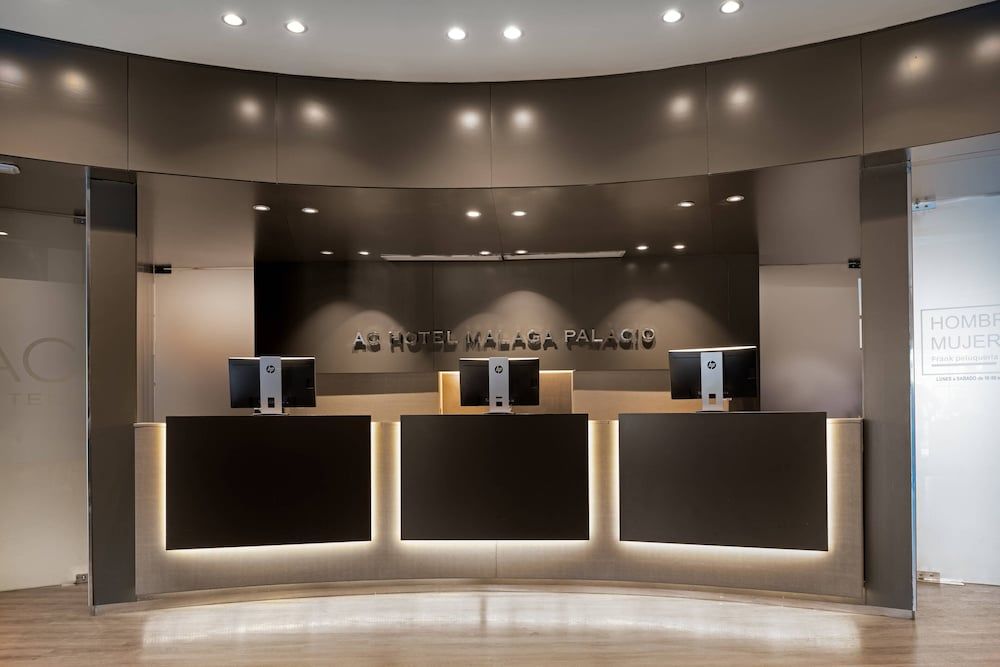 AC Hotel Málaga Palacio by Marriott 2