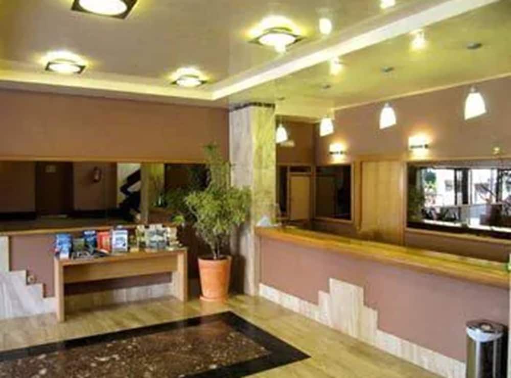 Apartamentos MS Pepita Puerto Marina 3
