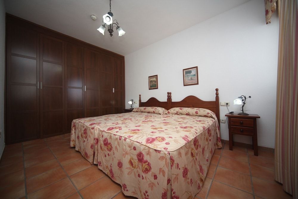 Aparthotel Vistamar 3