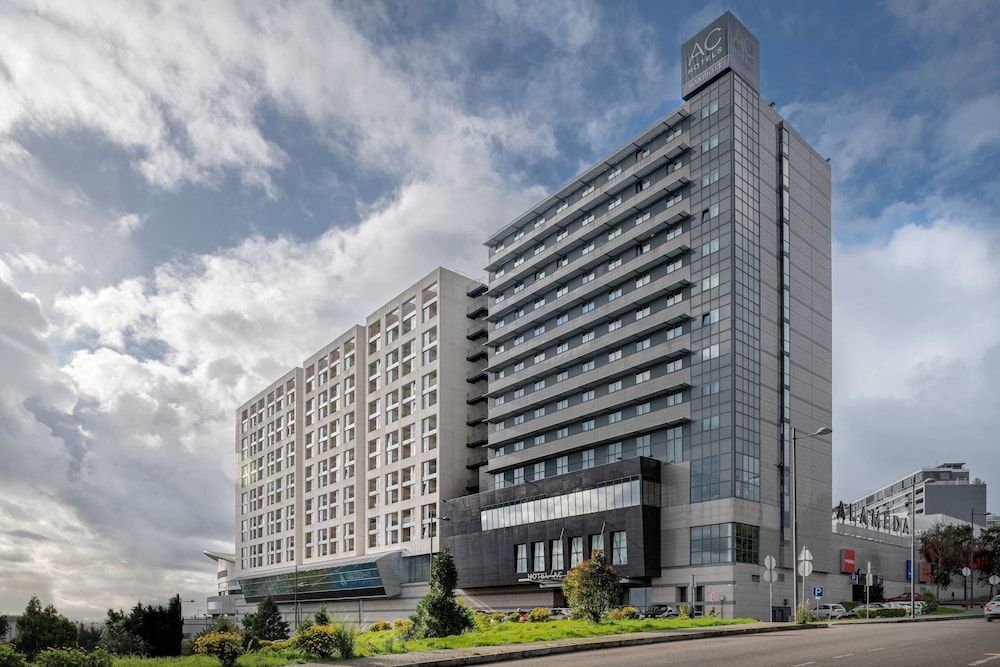 AC Hotel Porto by Marriott 1