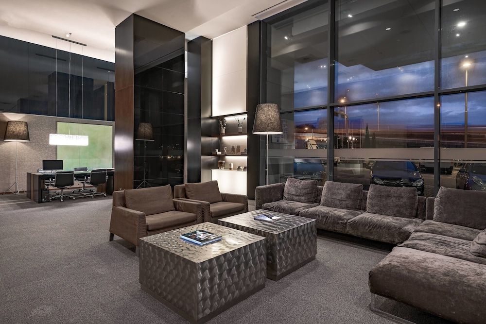 AC Hotel Porto by Marriott 3