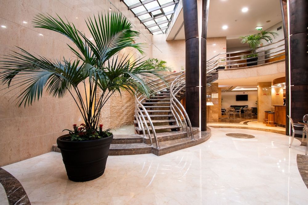 SANA Reno Hotel 3