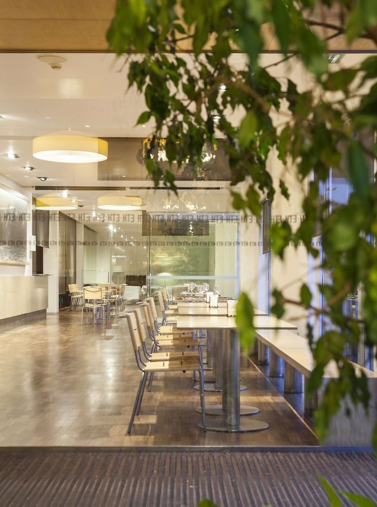 Kyriad Direct Eth Irun 3