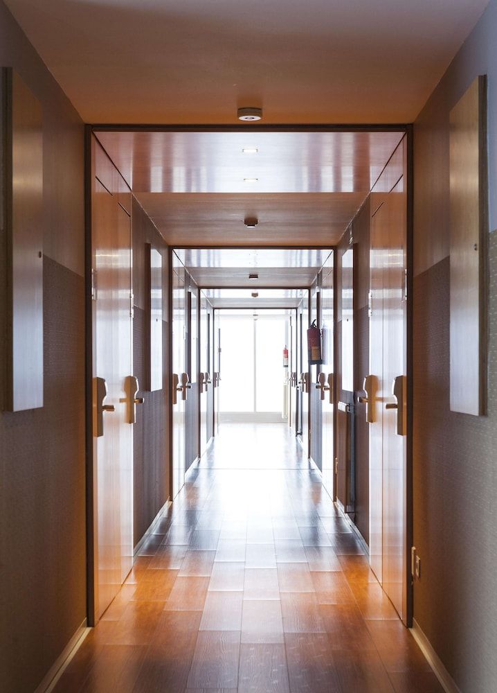 Kyriad Direct Eth Irun 2