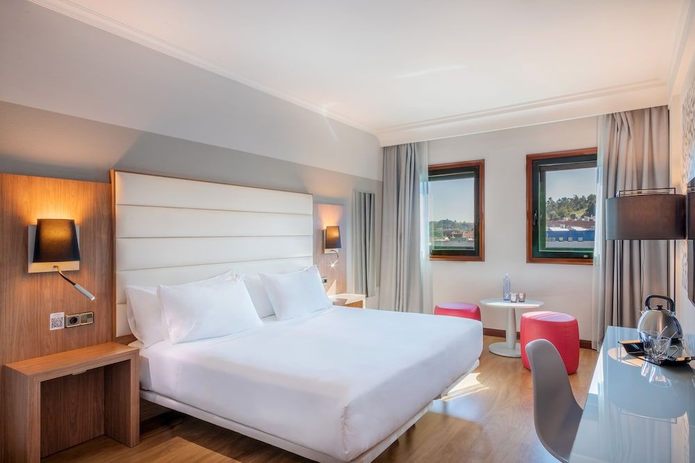 Hotel Santiago Plaza Affiliated by Meliá 1