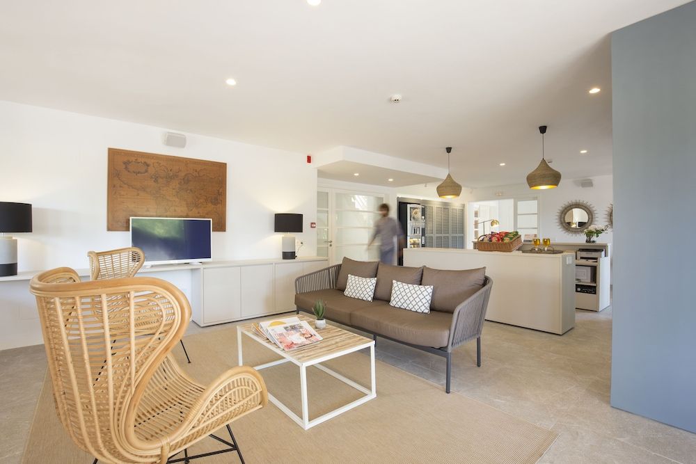 Cabot Las Velas Apartments 3