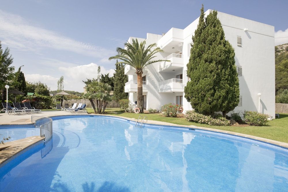 Cabot Las Velas Apartments 1