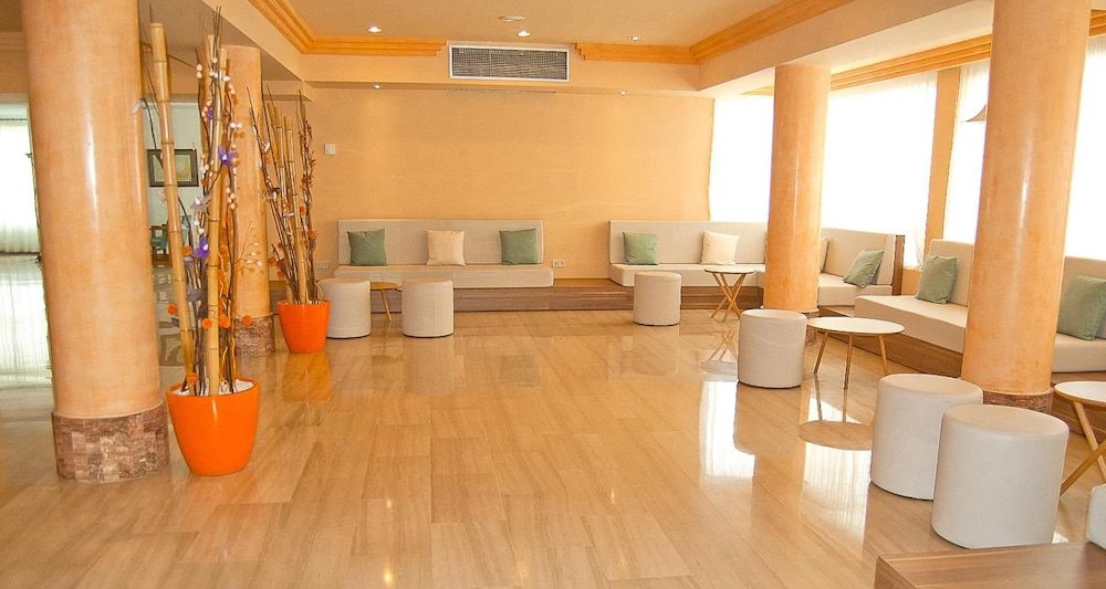BQ Sarah Hotel - Adults Only 2