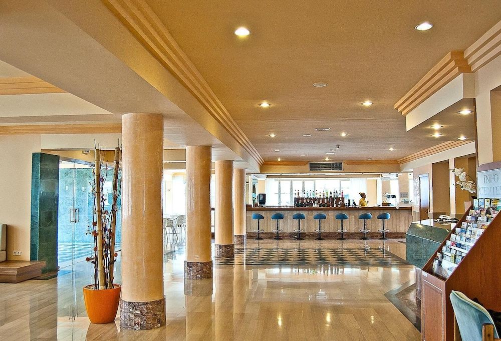BQ Sarah Hotel - Adults Only 3