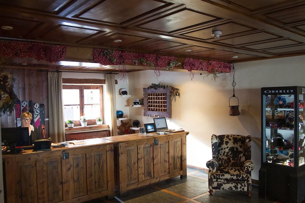 Hotel AA Chalet Bassibe Baqueira by Silken 2