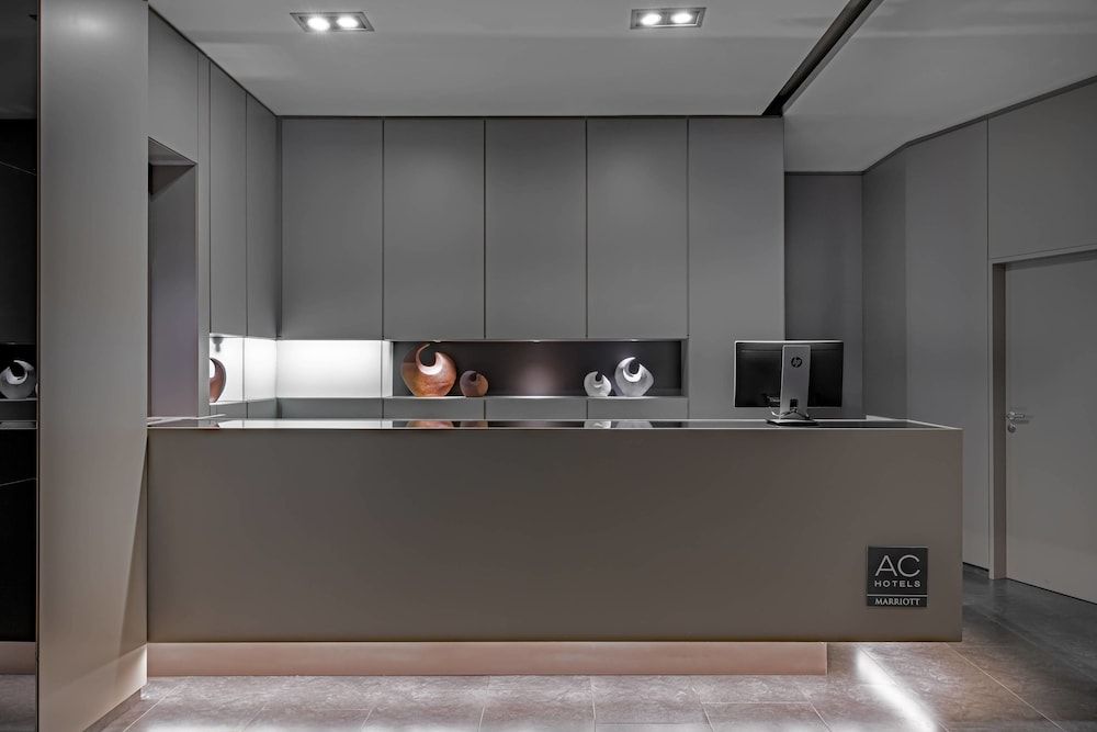 AC Hotel Burgos by Marriott 3