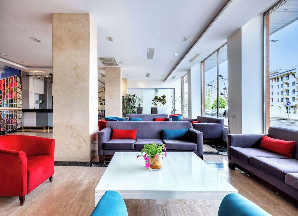 Hotel Zentral Leon Camino 3