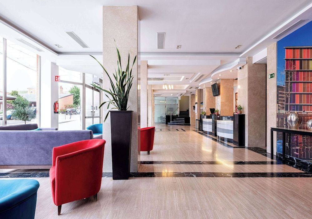 Hotel Zentral Leon Camino 2