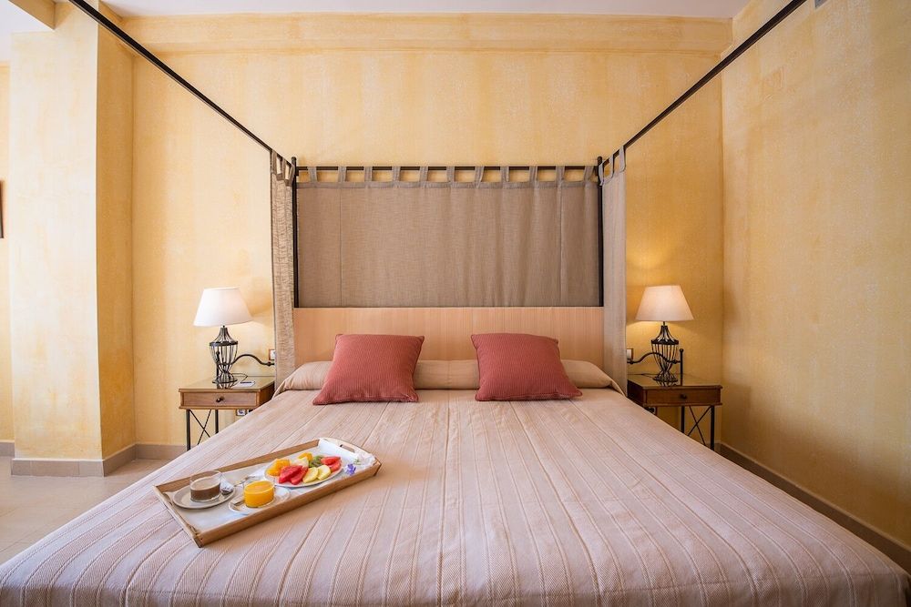 Intelier Airén Hotel by Intelier Hotels & Suites 2