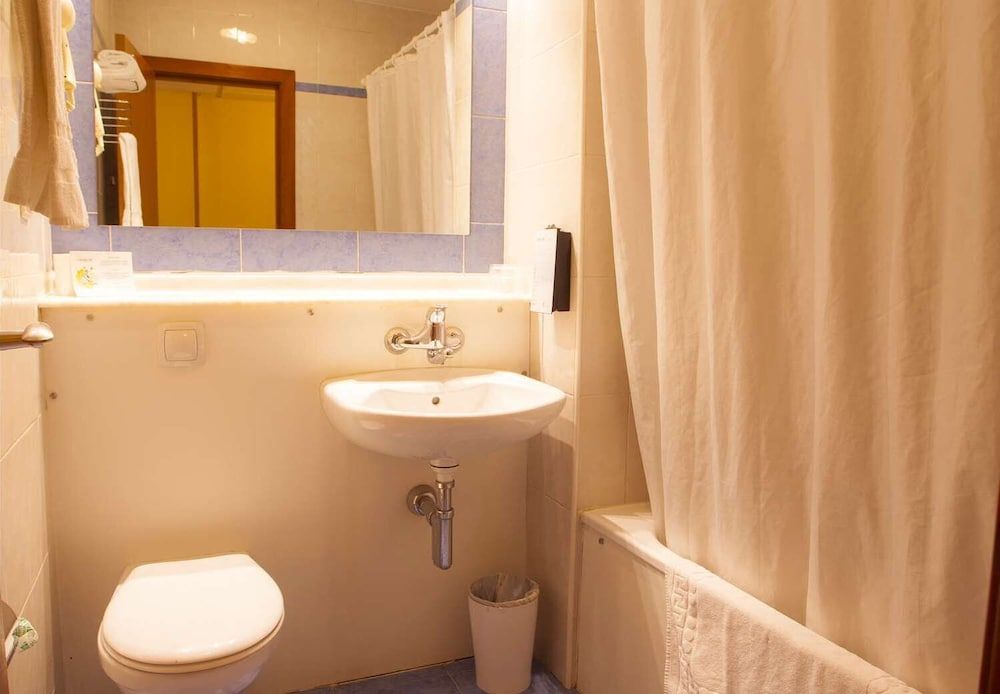 Travelodge Alicante Puerto 1