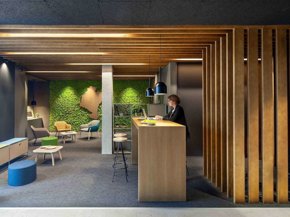 Hotel ibis Styles Pamplona Noain 1