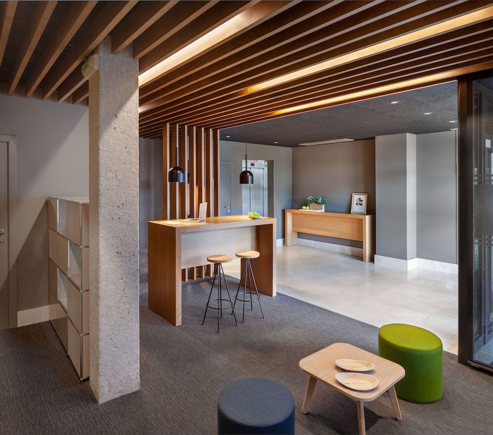 Hotel ibis Styles Pamplona Noain 2