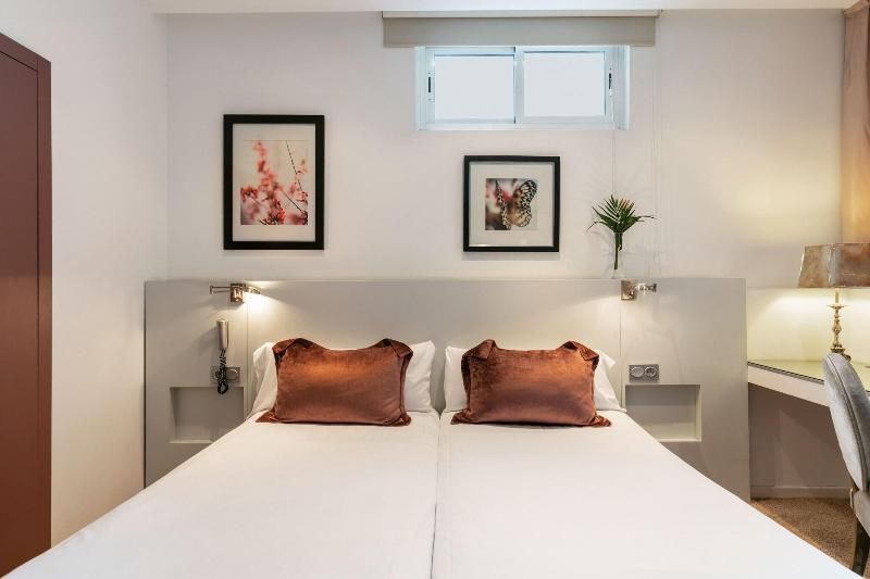 Globales Acis & Galatea Hotel 1