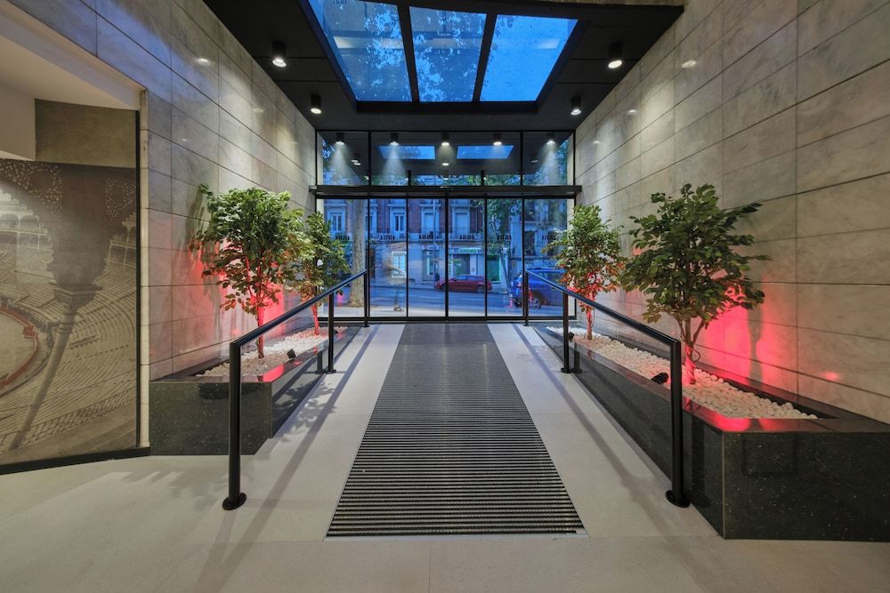 1881 Madrid Ventas Hotel 1