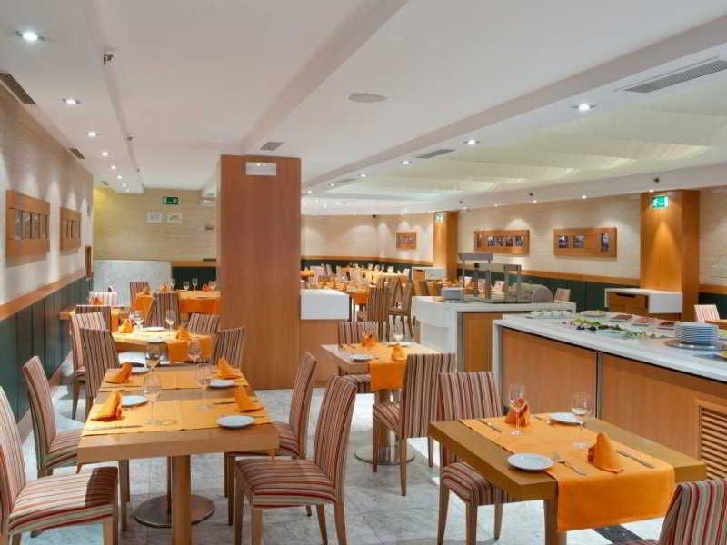 Canopy by Hilton Madrid Castellana 3