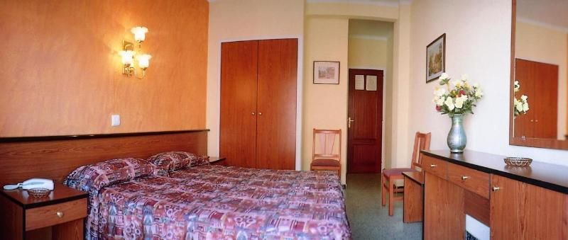 Continental Calella 3