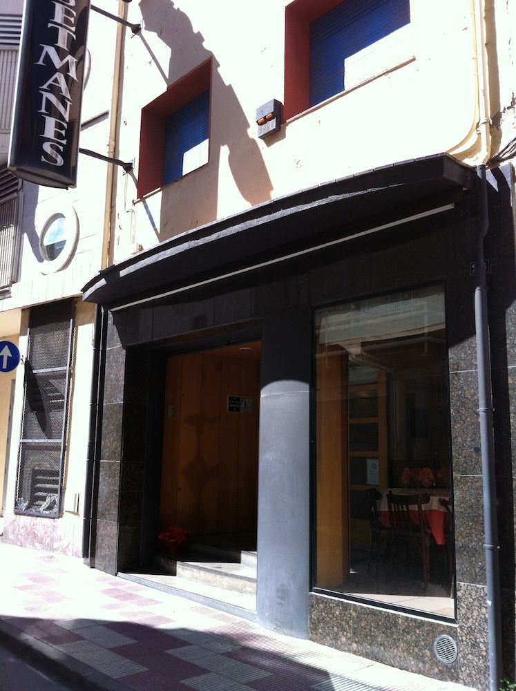 Can Setmanes 2 estrellas en Blanes