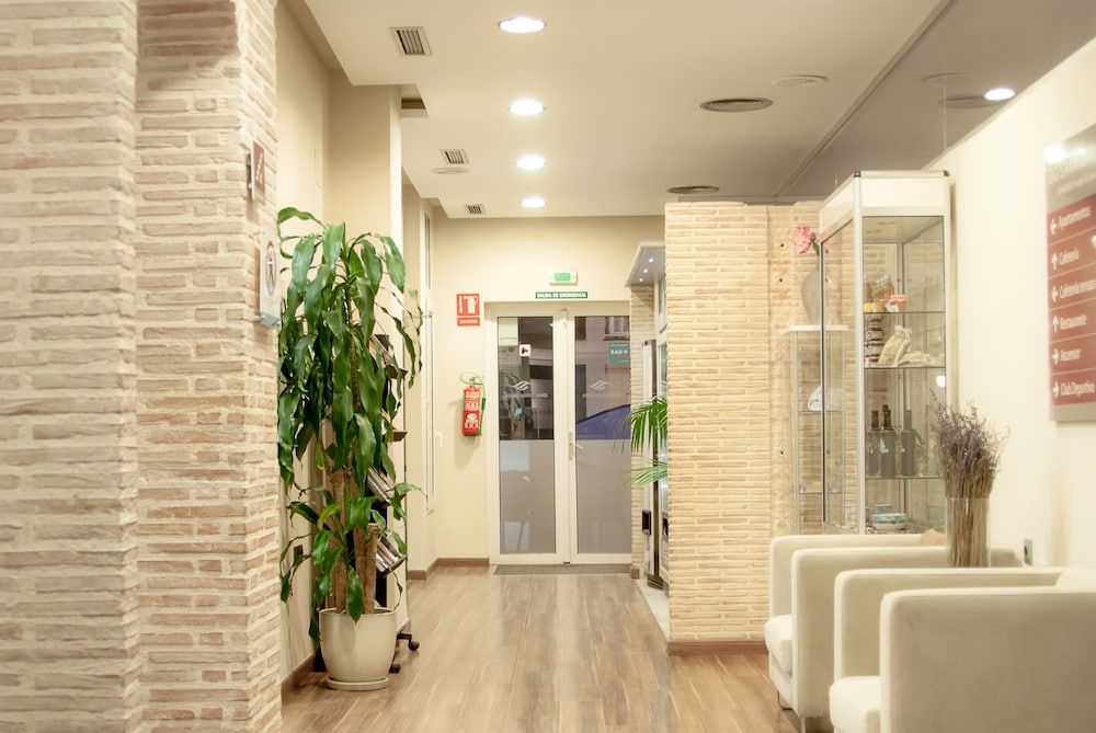 Ona Ogisaka Garden 2