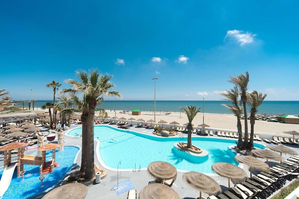 ⛱️ Sol e Diversão em Hotel 4* ideal para famílias em Almería | Roquetas de Mar