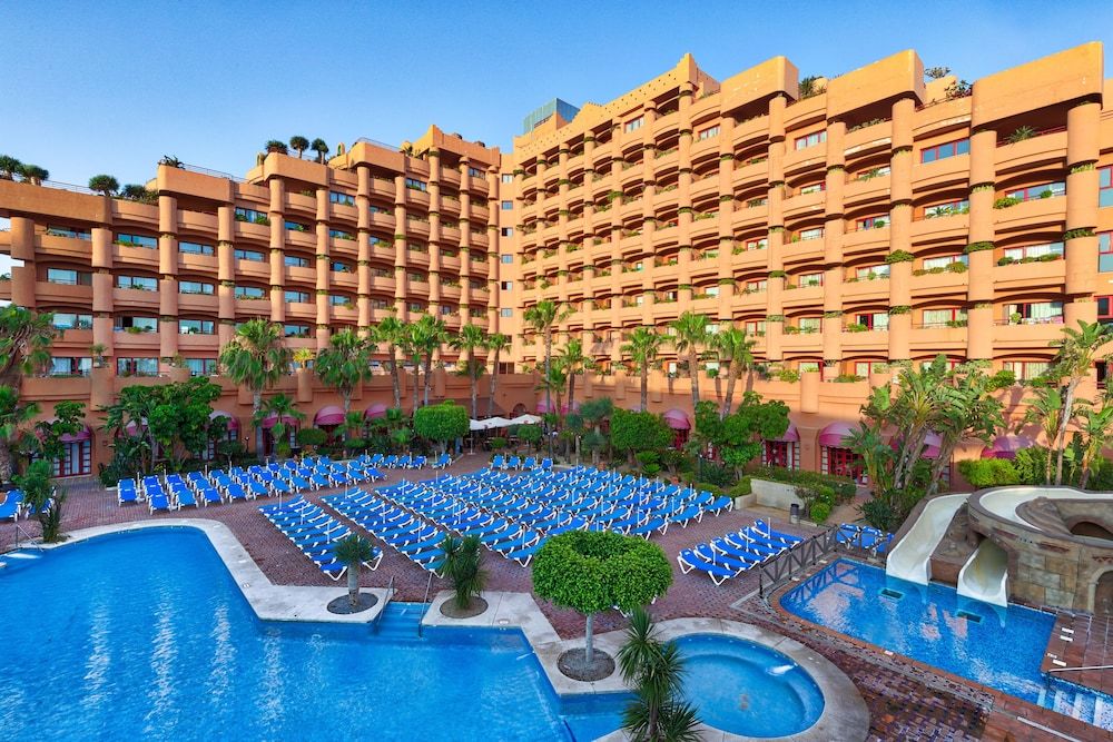 ⛱️ALMUÑECAR FRENTE A LA PLAYA😎 🌊 ¡Descubre la costa de Granada! | Hotel 4* familiar  con toboganes