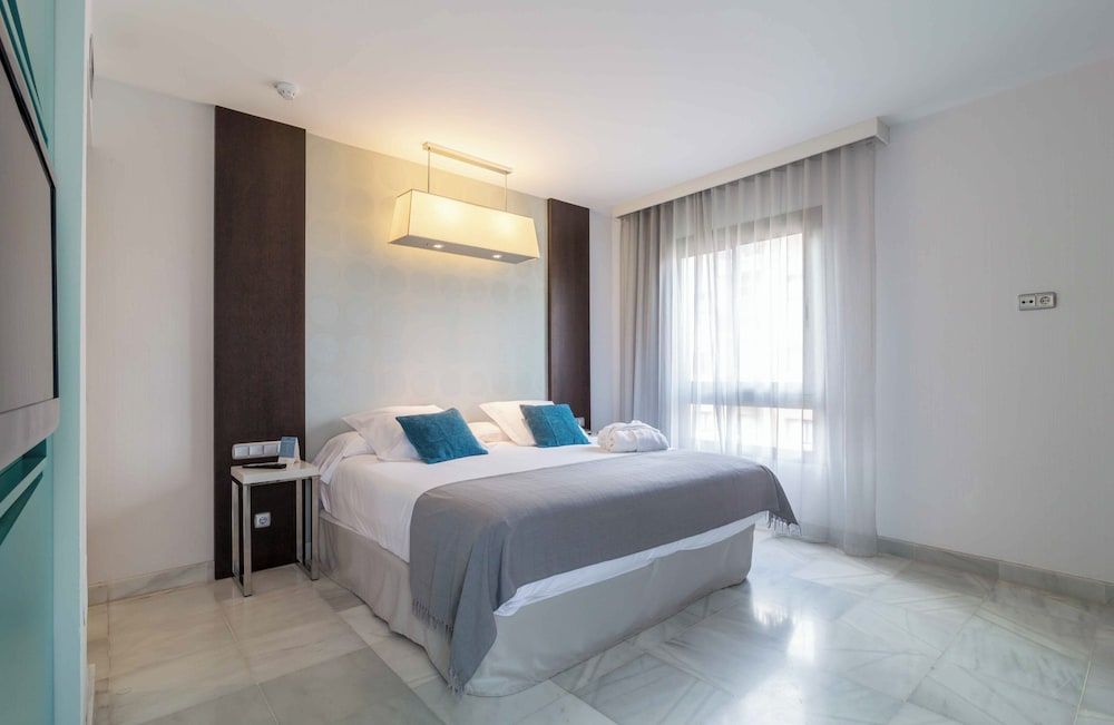 Suittes Hotel 3 estrelas em Algeciras