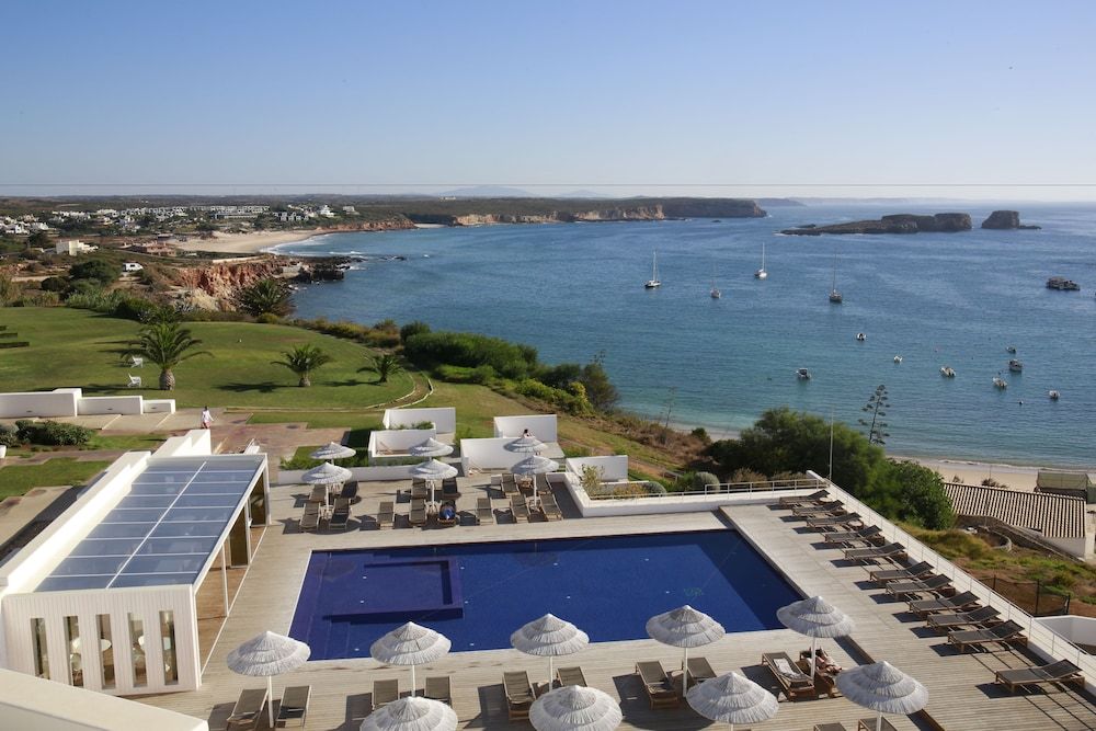 Memmo Baleeira - Design Hotels 4 estrelas em Sagres