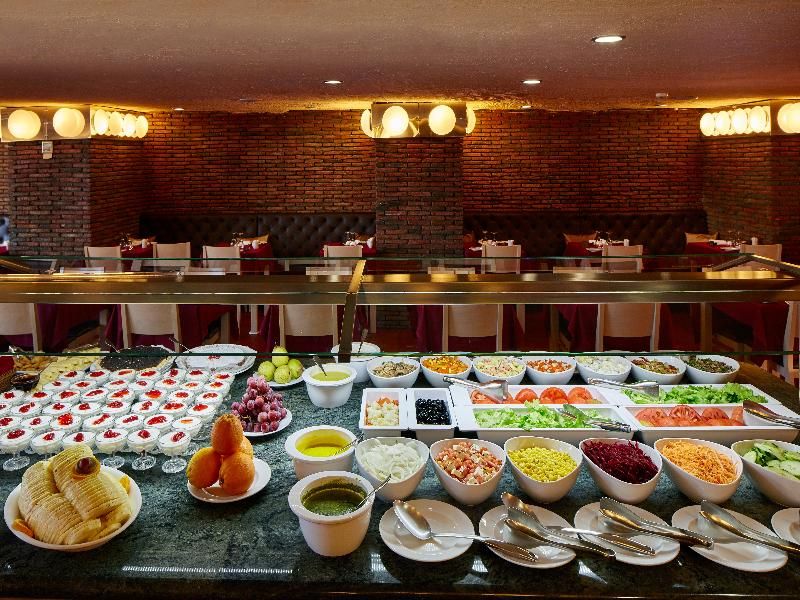 Alcazar Hotel & SPA 2