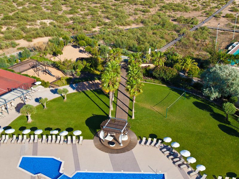 OZADI Altura Beach Resort 2