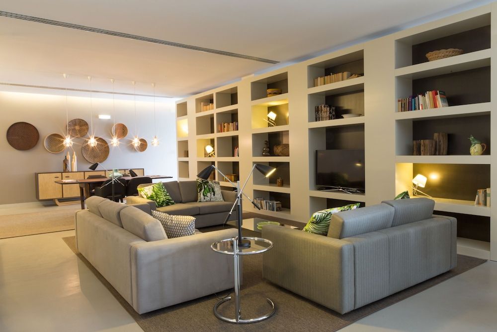 Ozadi Tavira Hotel 3