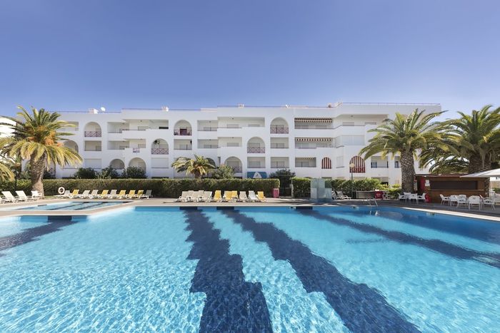 🍍 FÉRIAS 2026! Relax em Apartamentos com opção de Tudo Incluído | Armação de Pêra