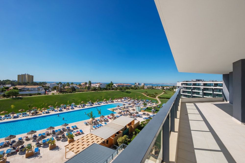 🌅️ Hotel Resort 4* com Opção de Tudo Incluído | Alvor