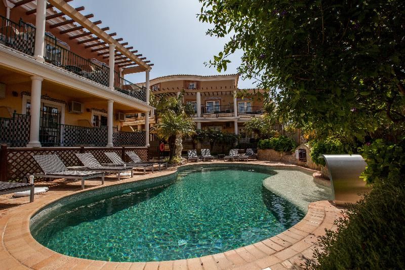 Dom Manuel I Charming Residence 1