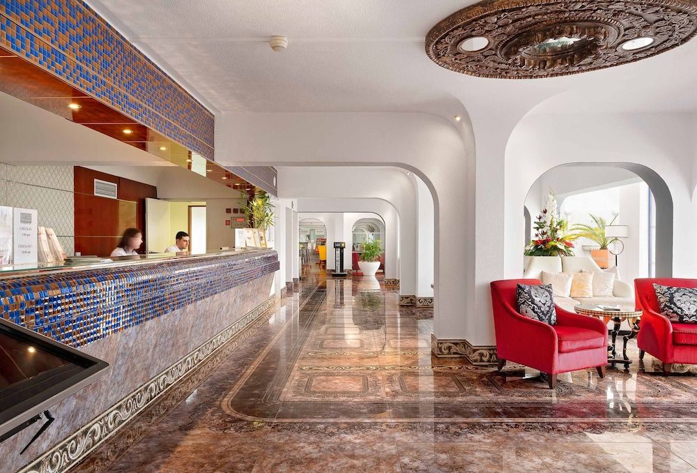 Grand Muthu Oura View Beach Club 3