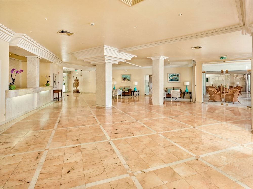 Ria Park Garden Hotel 2