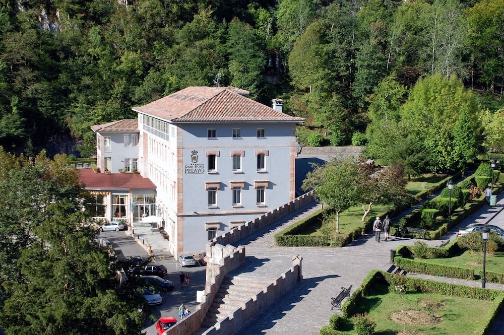 Gran Hotel Pelayo 1