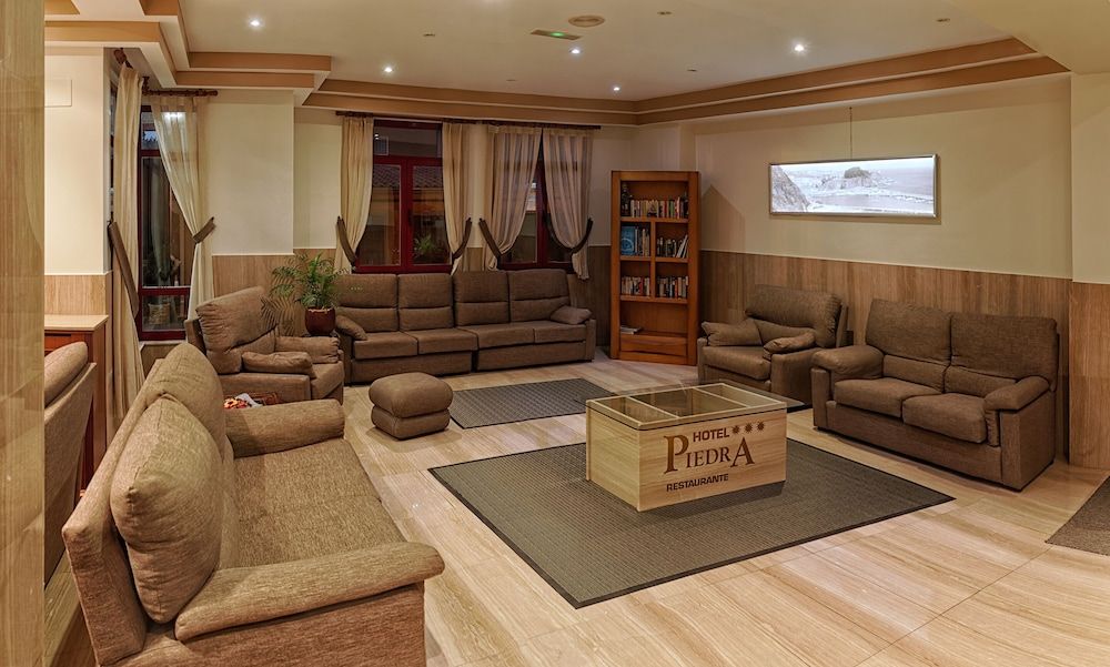 Hotel Piedra 2