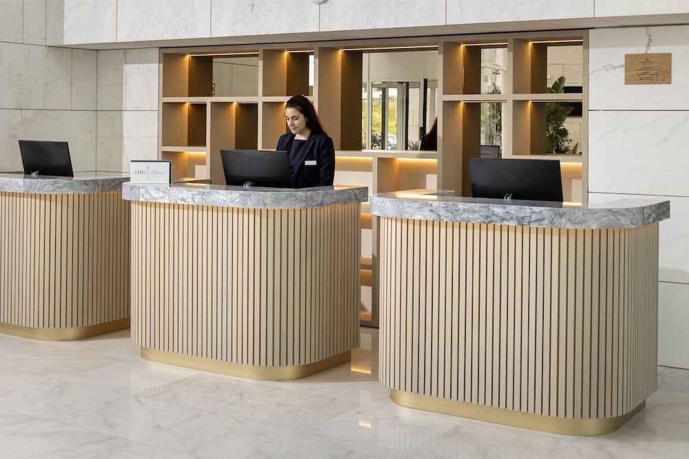 Crowne Plaza Caparica Lisbon, an IHG Hotel 2