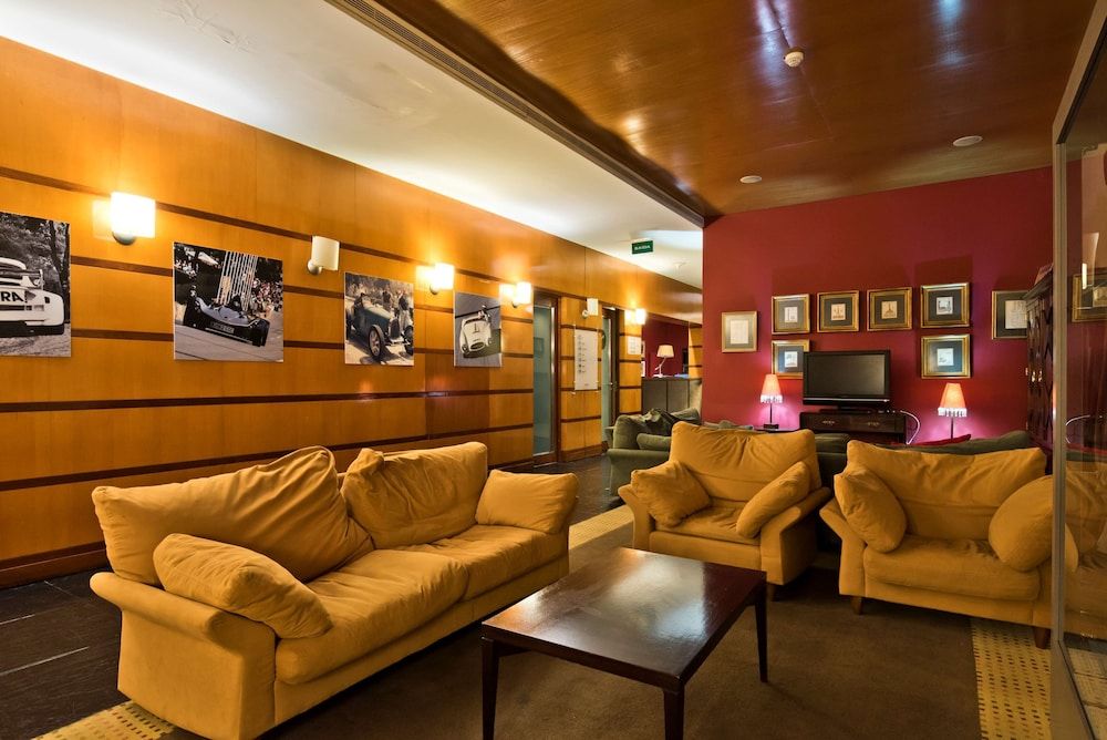 Golden Tulip Caramulo 2