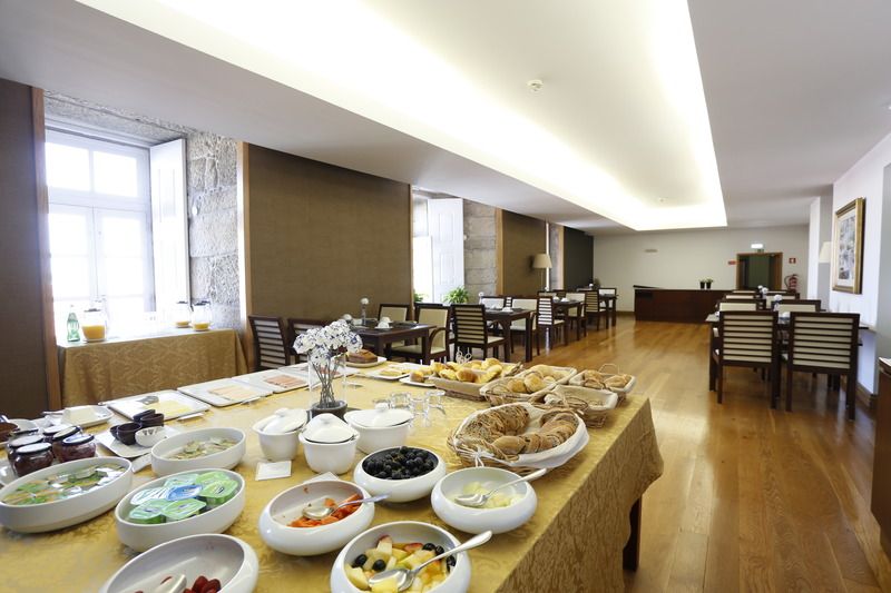 Montebelo Palácio dos Melos Viseu Historic Hotel 3