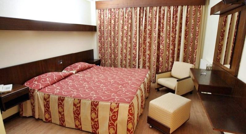 Costa de Prata II & Spa 3