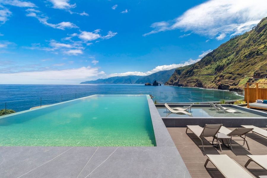 Espetacular Hotel 4* na Ilha da Madeira