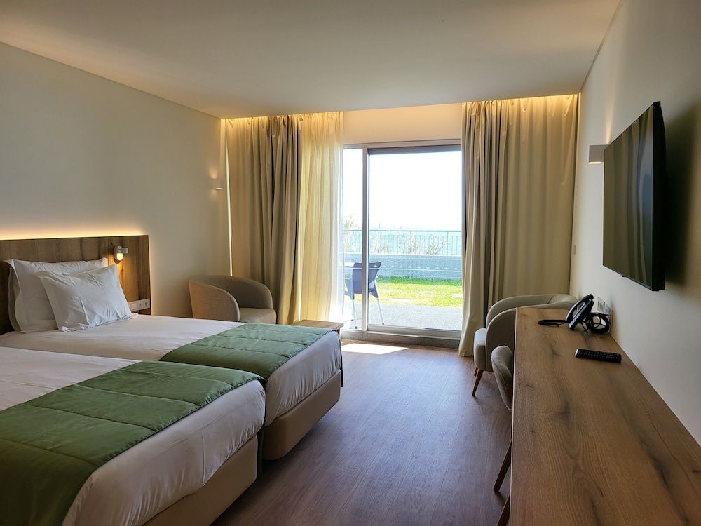 Rocamar Lido Resort 4 estrelas em Caniço