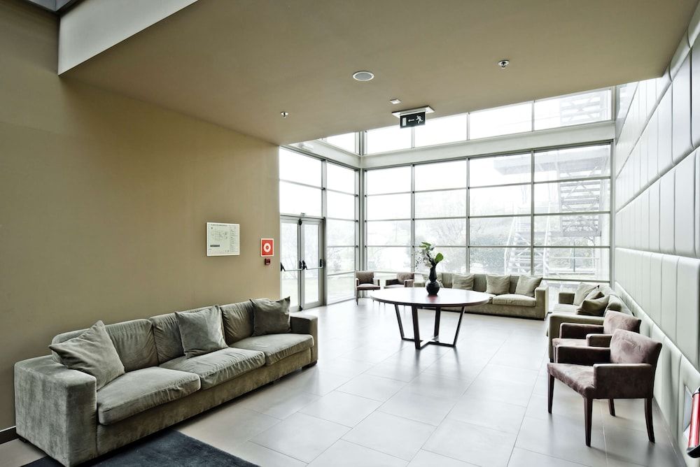 Golden Tulip São João da Madeira 3