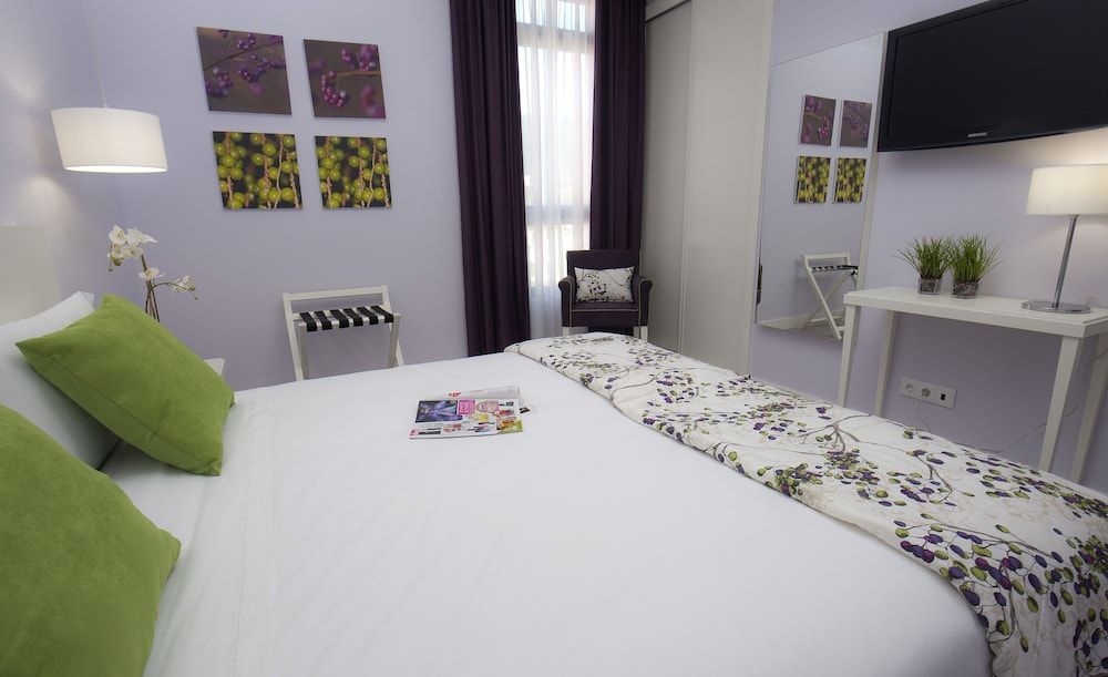 Primavera Perfume Hotel 1